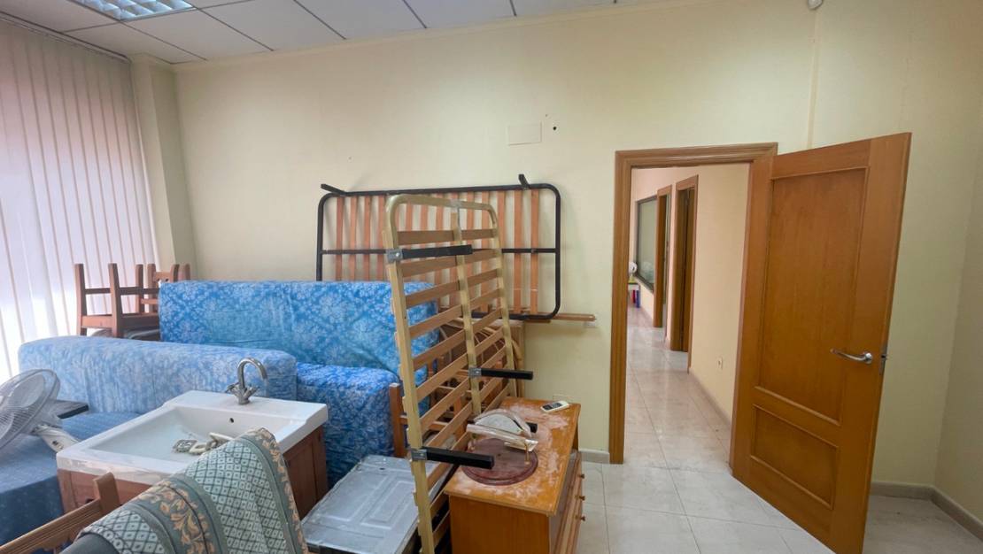Sale - Commercial property - Guardamar del Segura - Guardamar del Segura Centro
