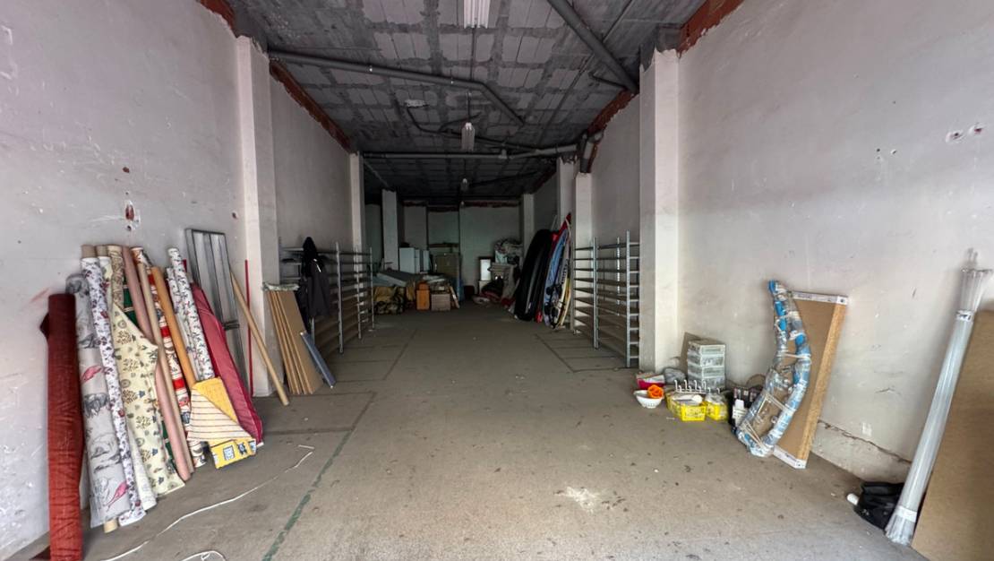 Sale - Commercial property - Guardamar del Segura - Guardamar del Segura Centro