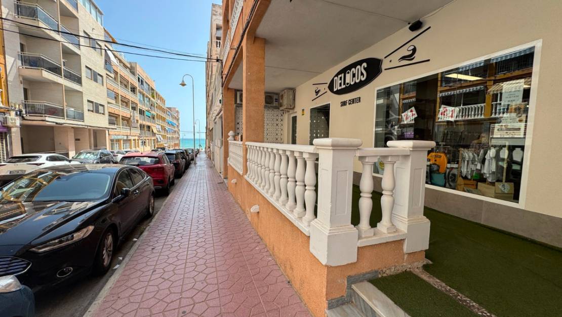 Sale - Commercial property - Guardamar del Segura - Guardamar del Segura Centro