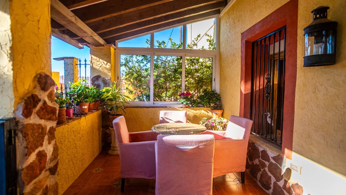 Sale - Commercial property - Hondón de las Nieves - Hondón de las Nieves Centro