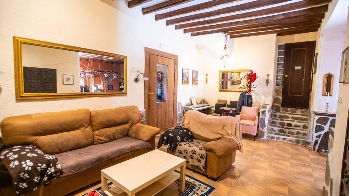 Sale - Commercial property - Hondón de las Nieves - Hondón de las Nieves Centro