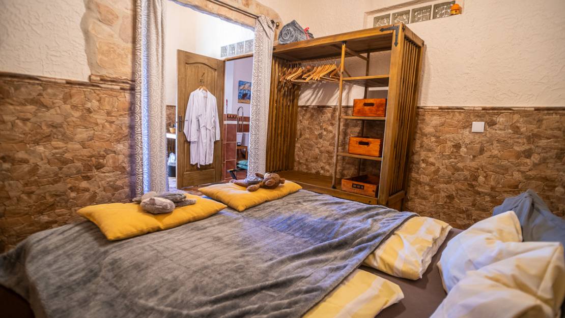 Sale - Commercial property - Hondón de las Nieves - Hondón de las Nieves Centro