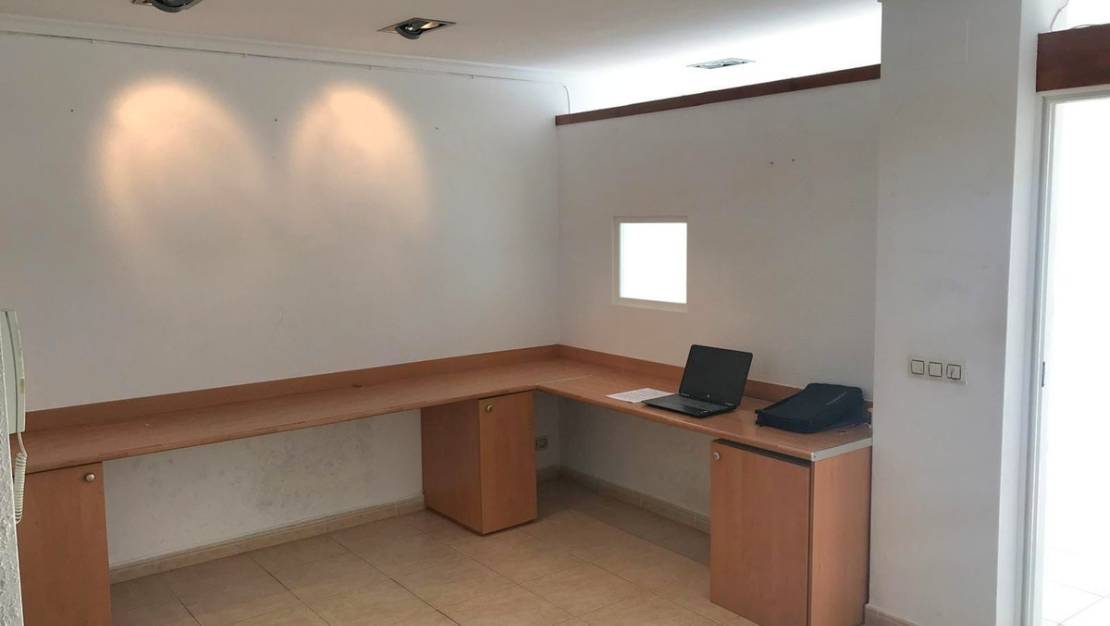 Sale - Commercial property - Jávea - Xàbia - Playa del Arenal