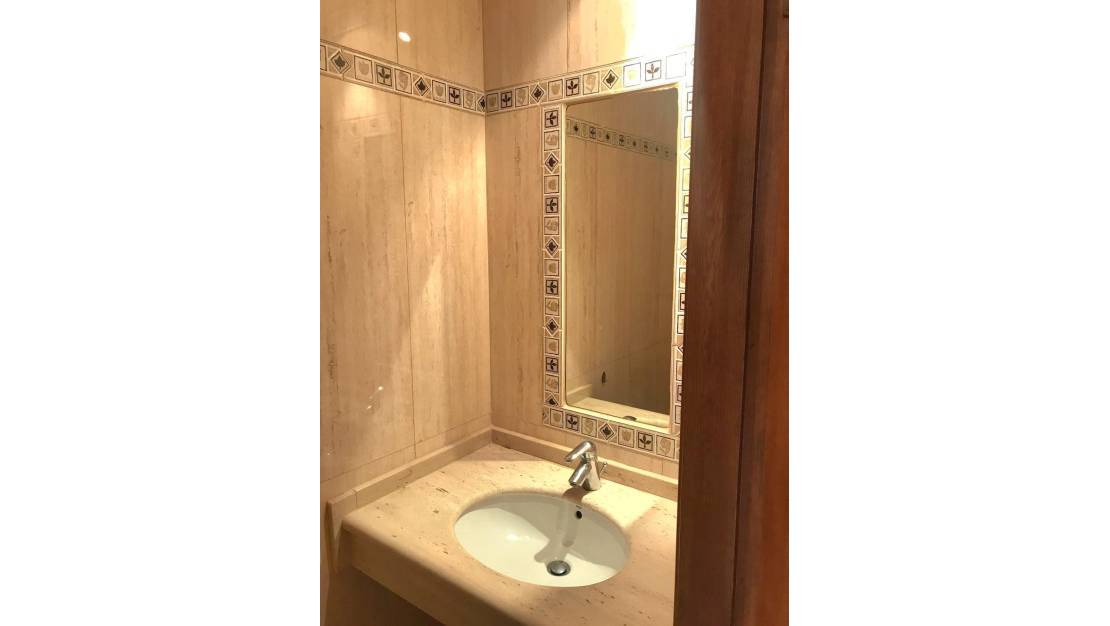 Sale - Commercial property - Jávea - Xàbia - Playa del Arenal