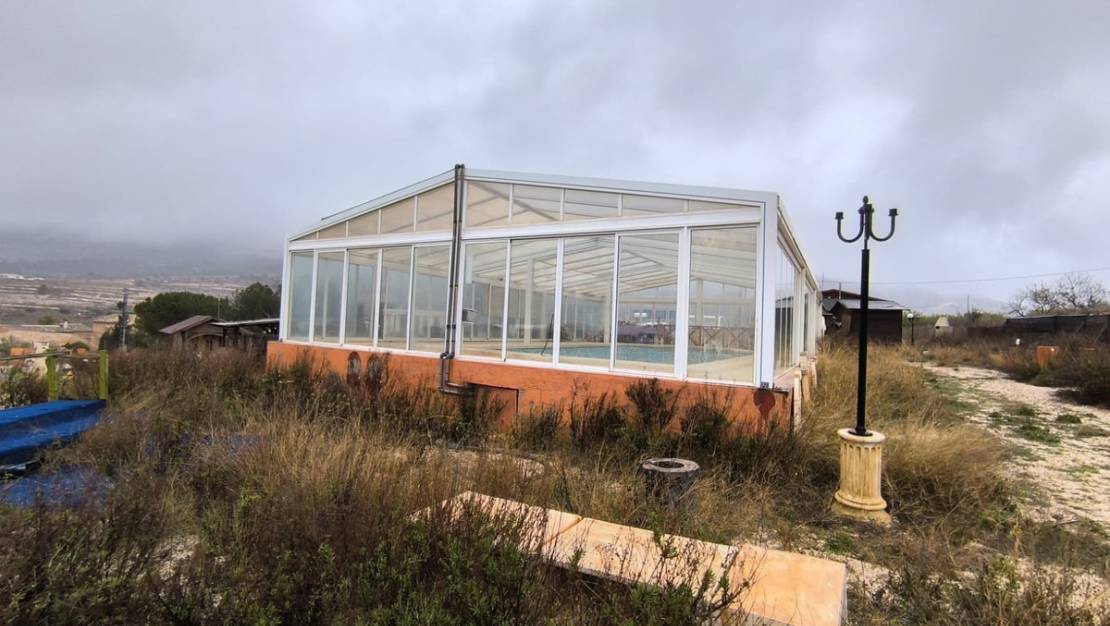 Sale - Commercial property - La Romana - La Romana Centro