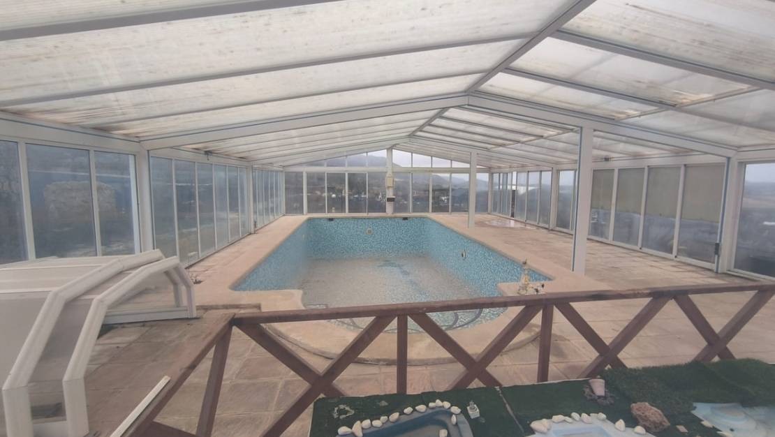 Sale - Commercial property - La Romana - La Romana Centro