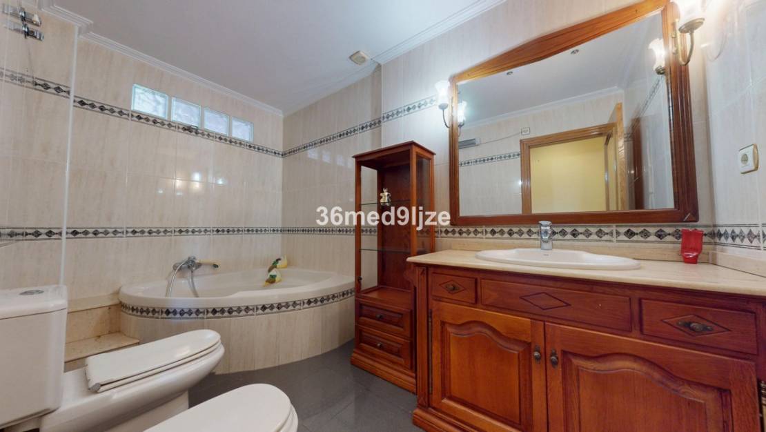 Sale - Commercial property - Los Alcázares - Los Narejos