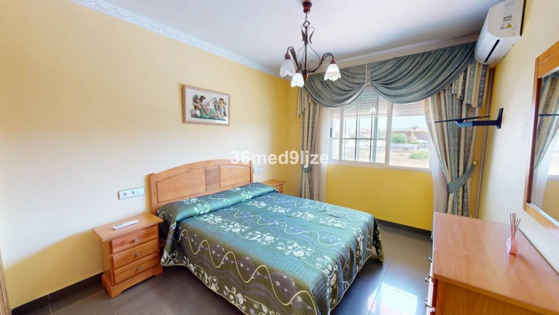 Sale - Commercial property - Los Alcázares - Los Narejos
