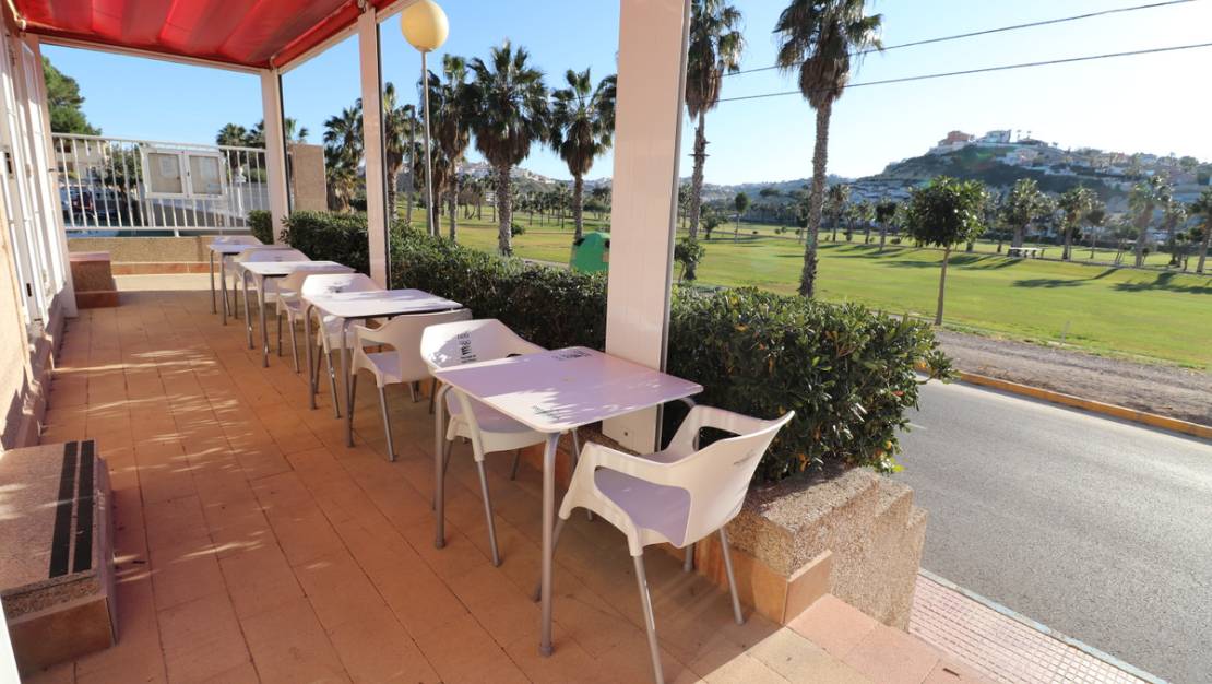 Sale - Commercial property - Los Montesinos - La Marquesa