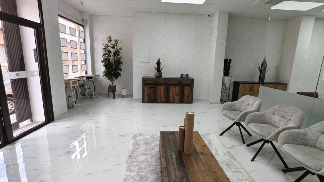 Sale - Commercial property - Los Montesinos - Los Montesinos Centro