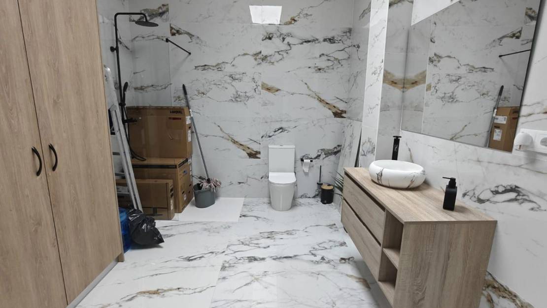 Sale - Commercial property - Los Montesinos - Los Montesinos Centro