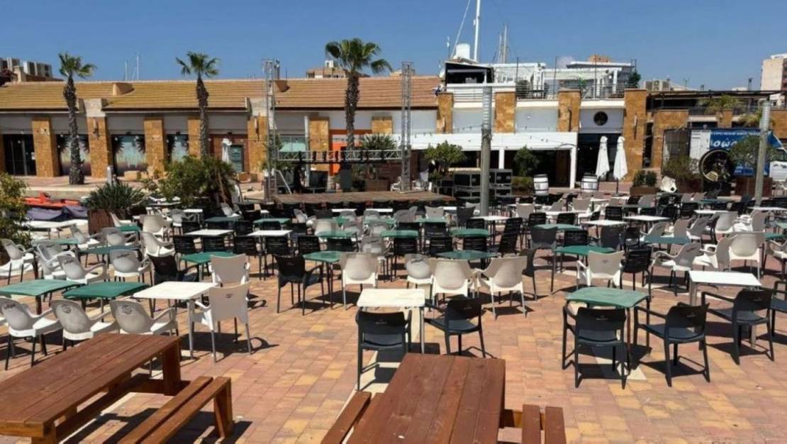 Sale - Commercial property - Mazarron - Puerto de Mazarrón