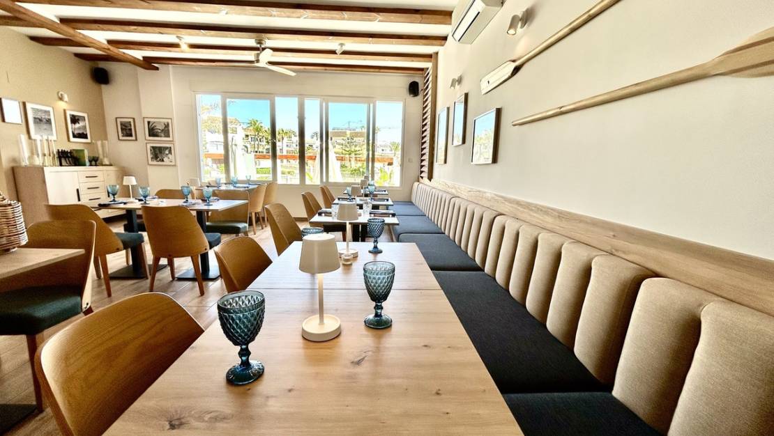 Sale - Commercial property - Orihuela - Cabo Roig