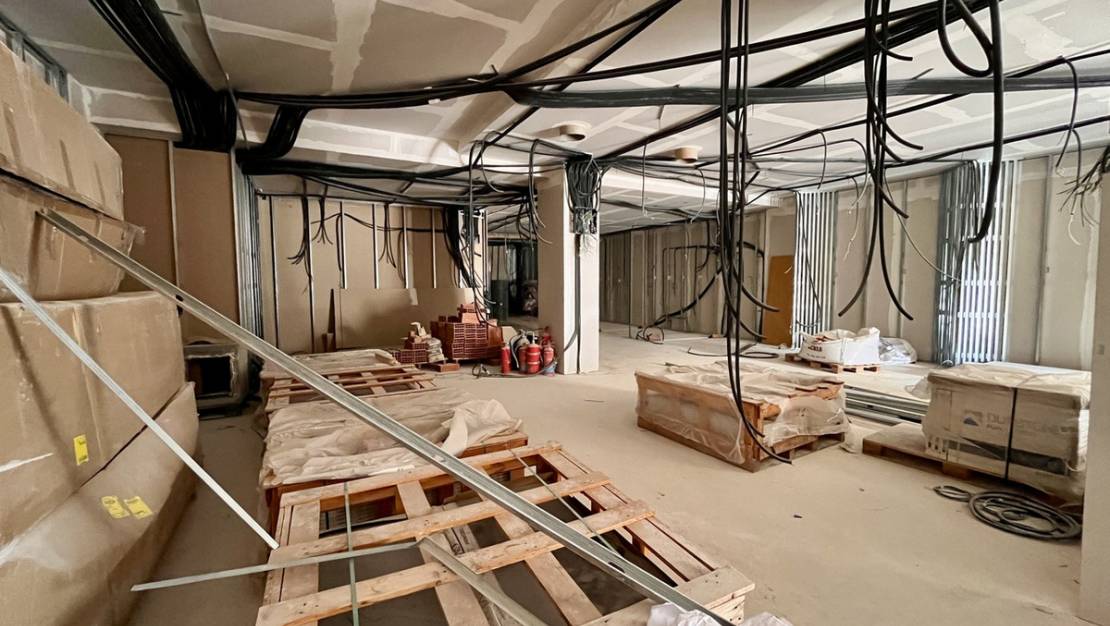 Sale - Commercial property - Orihuela - La Zenia