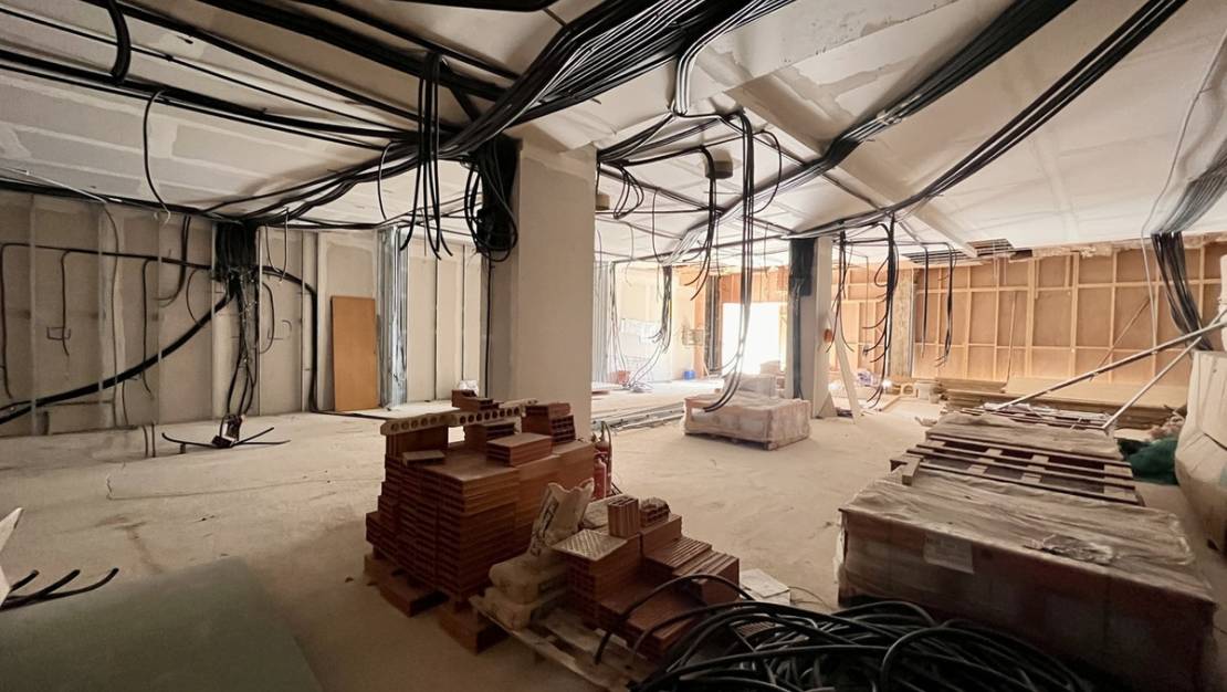 Sale - Commercial property - Orihuela - La Zenia