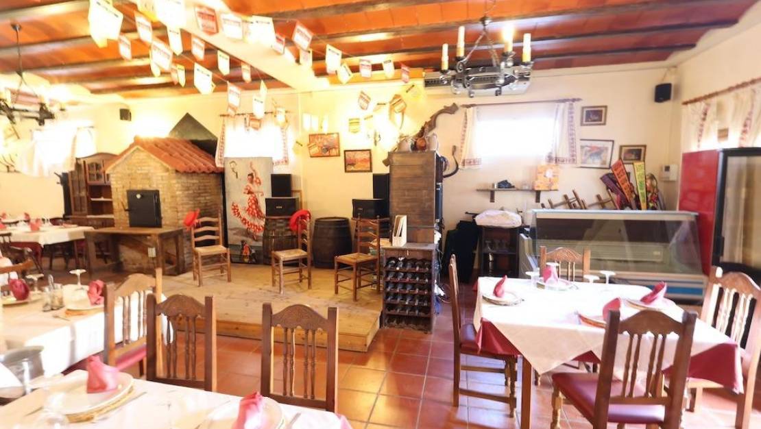 Sale - Commercial property - Orihuela - La Zenia