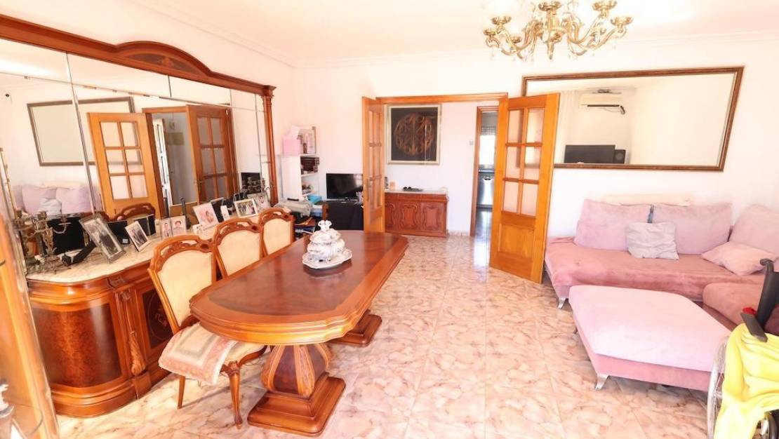 Sale - Commercial property - Orihuela - La Zenia