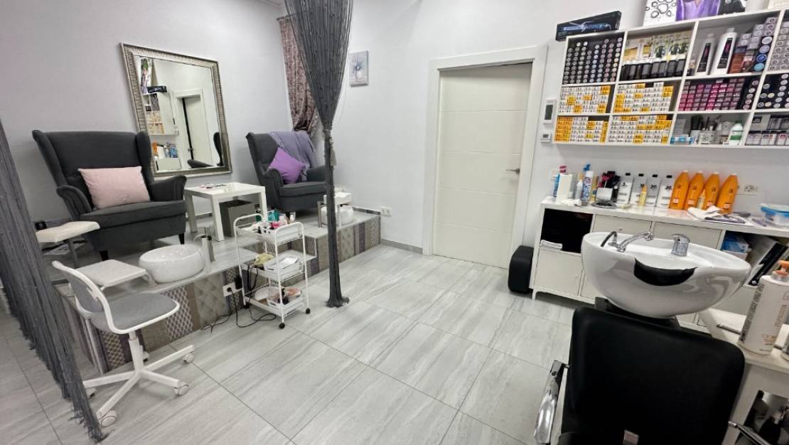 Sale - Commercial property - Orihuela - La Zenia