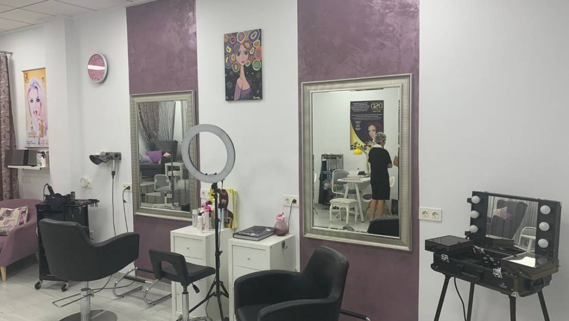 Sale - Commercial property - Orihuela - La Zenia