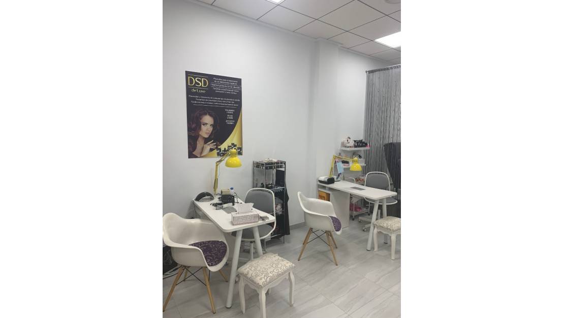 Sale - Commercial property - Orihuela - La Zenia