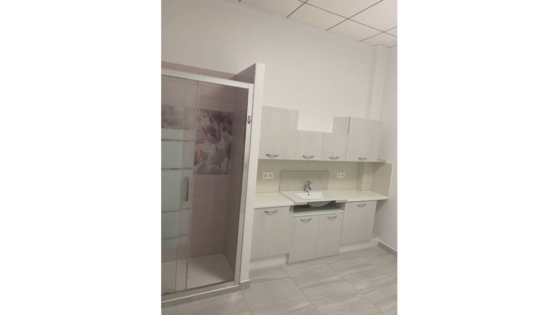 Sale - Commercial property - Orihuela - La Zenia