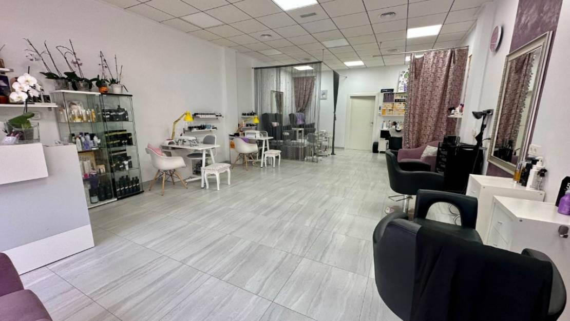 Sale - Commercial property - Orihuela - La Zenia