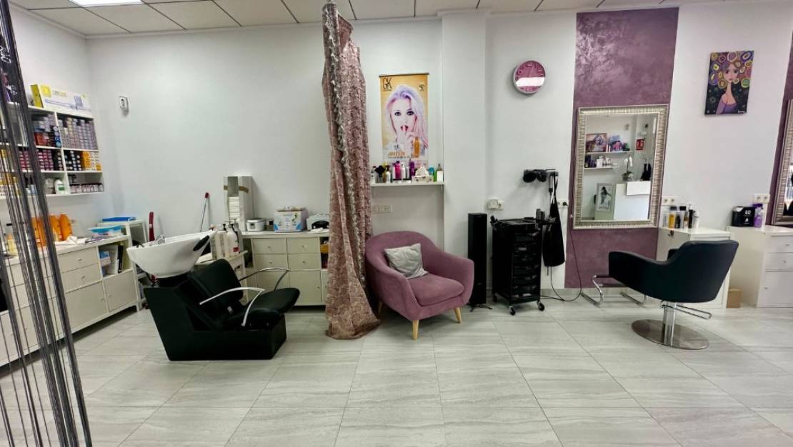 Sale - Commercial property - Orihuela - La Zenia