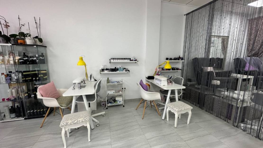 Sale - Commercial property - Orihuela - La Zenia