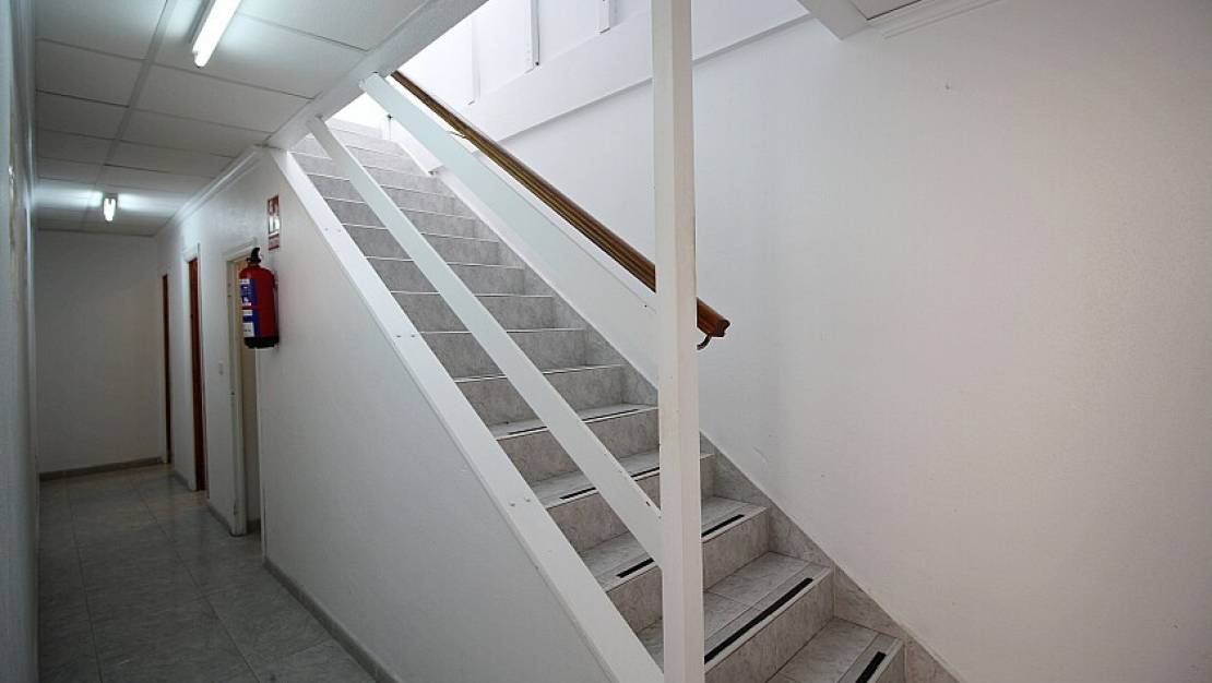Sale - Commercial property - Orihuela - La Zenia