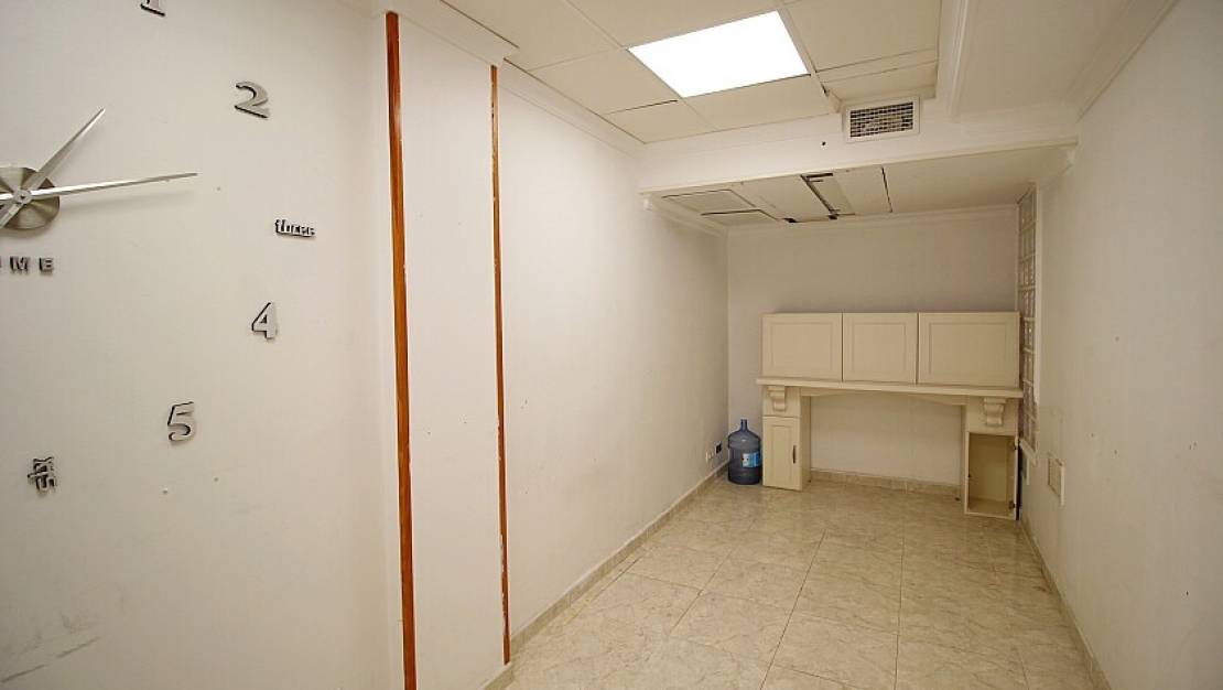 Sale - Commercial property - Orihuela - La Zenia