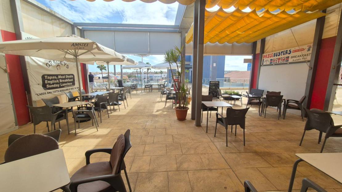 Sale - Commercial property - Orihuela - La Zenia