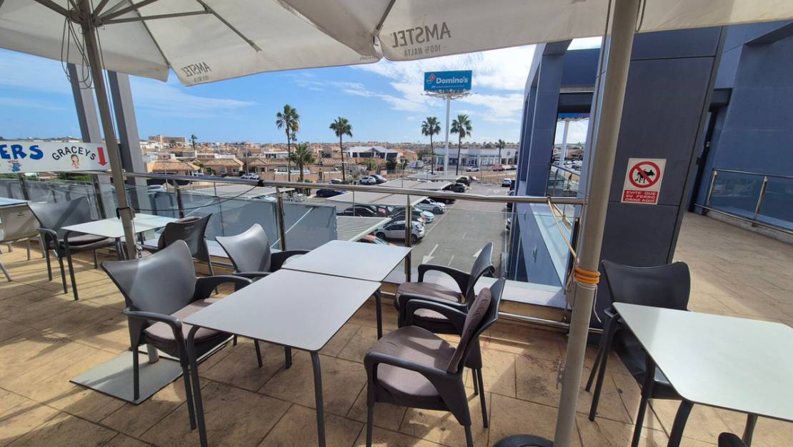 Sale - Commercial property - Orihuela - La Zenia
