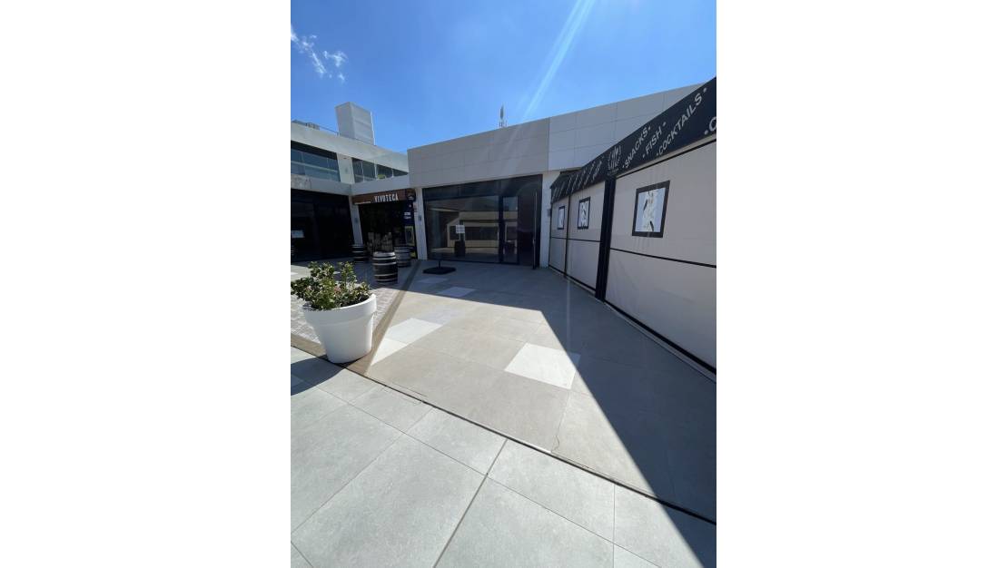 Sale - Commercial property - Orihuela - Lomas de Cabo Roig