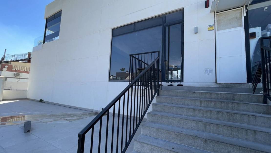 Sale - Commercial property - Orihuela - Lomas de Cabo Roig