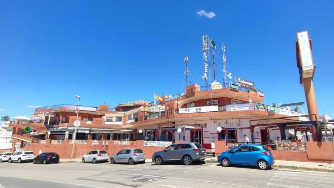 Sale - Commercial property - Orihuela - Los Altos