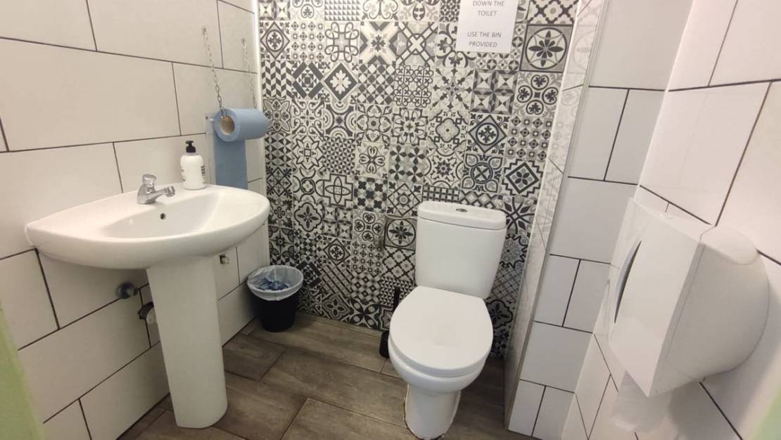 Sale - Commercial property - Orihuela - Los Altos