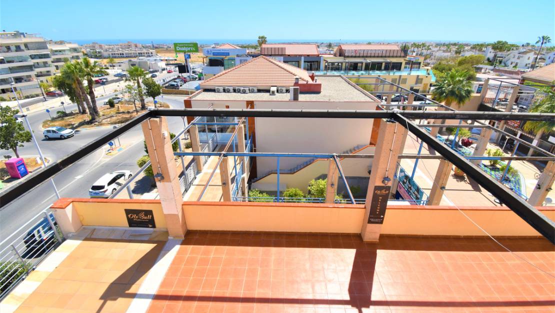 Sale - Commercial property - Orihuela - Los Dolses