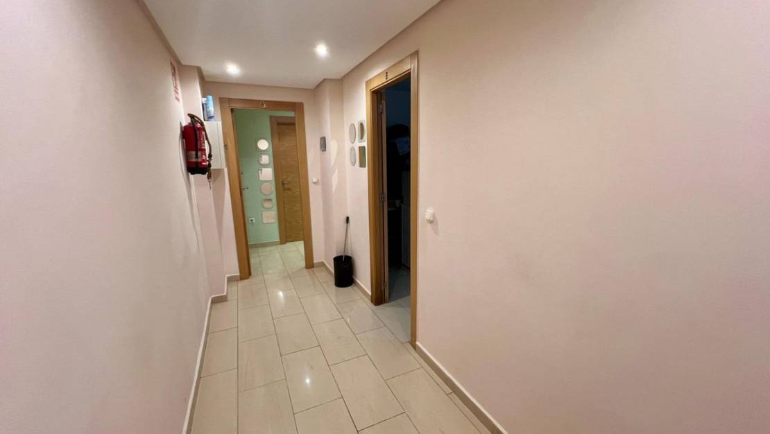 Sale - Commercial property - Orihuela - Orihuela Centro