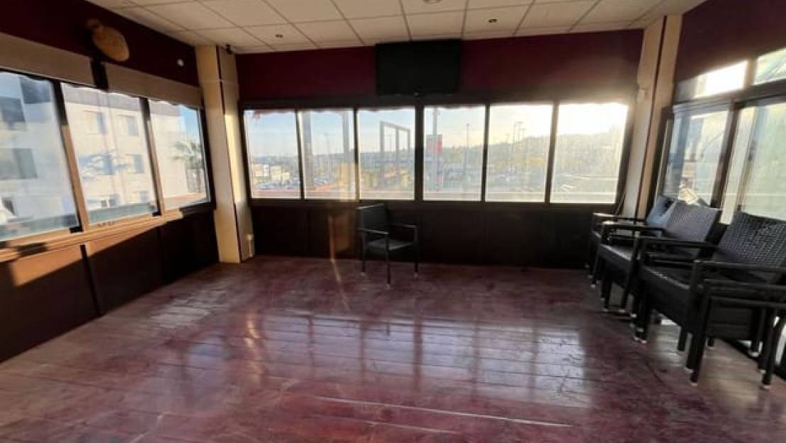 Sale - Commercial property - Orihuela - Orihuela Costa