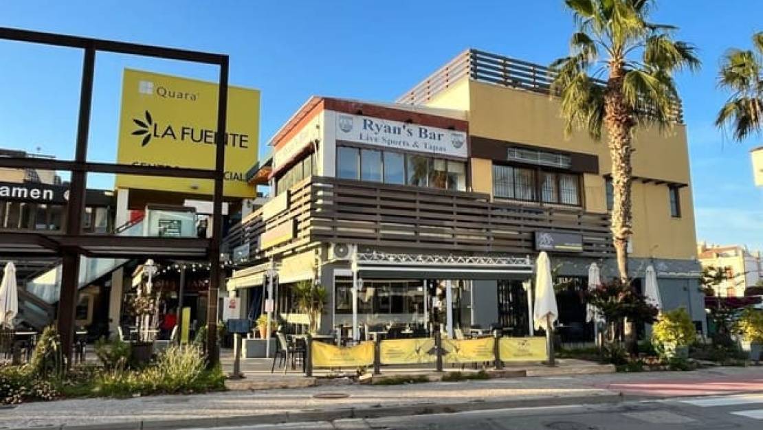 Sale - Commercial property - Orihuela - Orihuela Costa