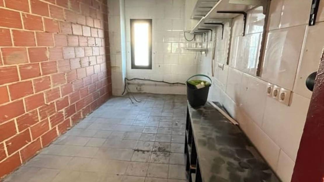 Sale - Commercial property - Orihuela - Orihuela Costa