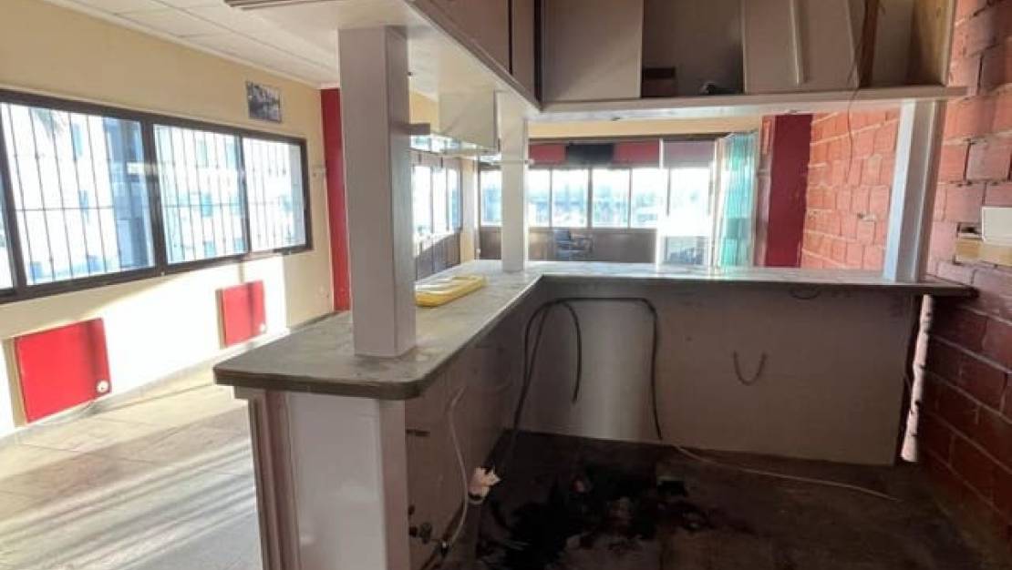 Sale - Commercial property - Orihuela - Orihuela Costa