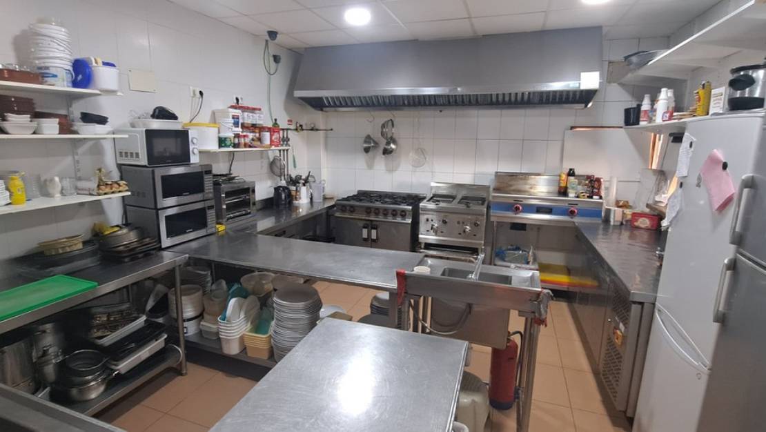 Sale - Commercial property - Orihuela - Orihuela Costa