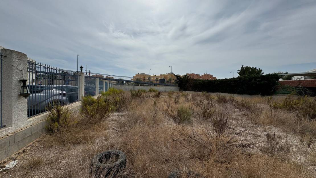 Sale - Commercial property - Orihuela - Orihuela Costa