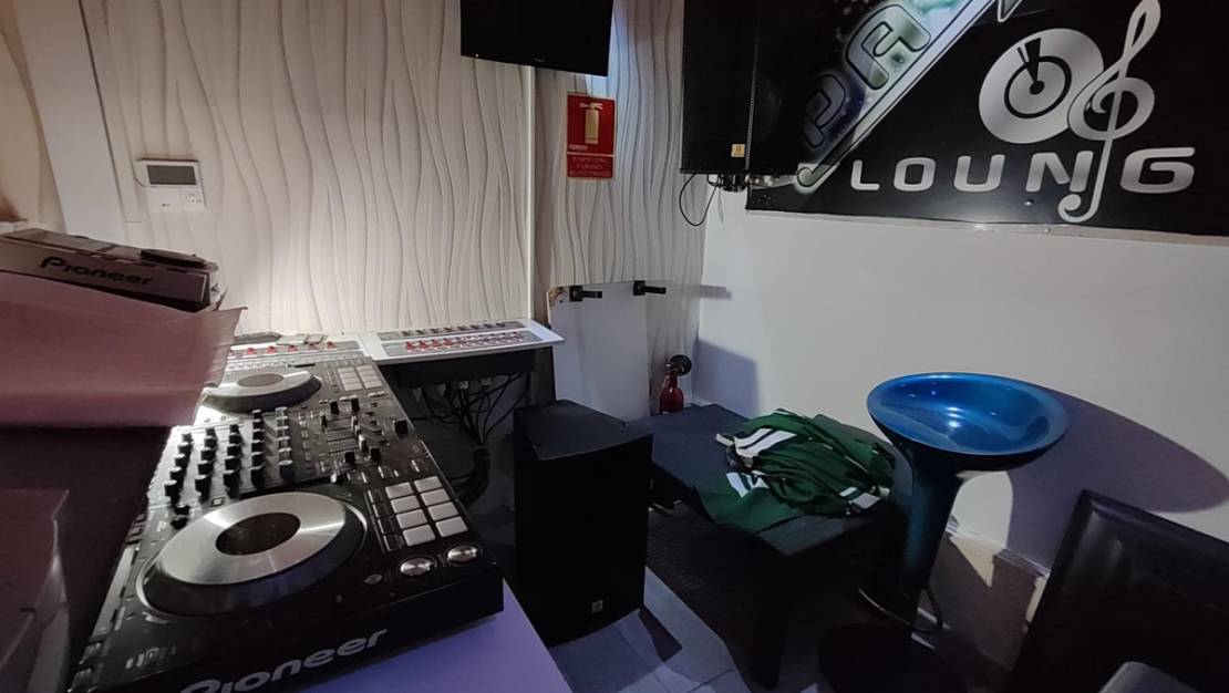 Sale - Commercial property - Orihuela - Orihuela Costa