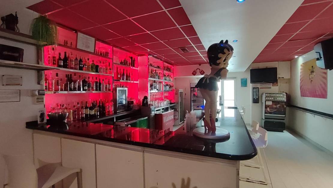 Sale - Commercial property - Orihuela - Orihuela Costa