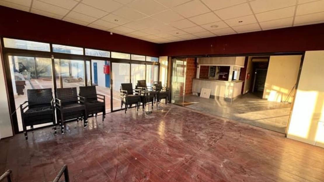 Sale - Commercial property - Orihuela - Orihuela Costa