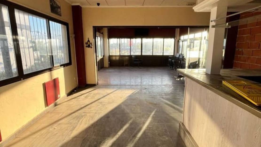 Sale - Commercial property - Orihuela - Orihuela Costa
