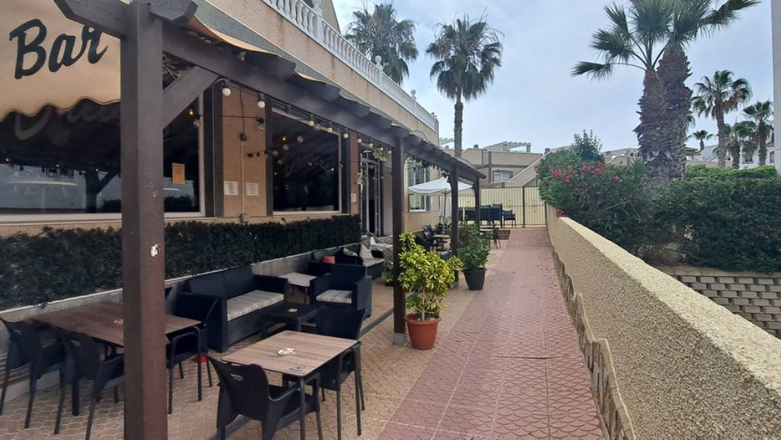 Sale - Commercial property - Orihuela - Orihuela Costa