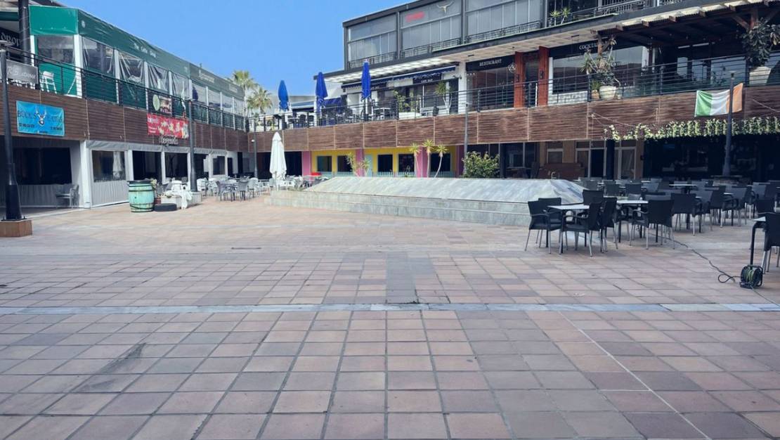 Sale - Commercial property - Orihuela - Playa Flamenca